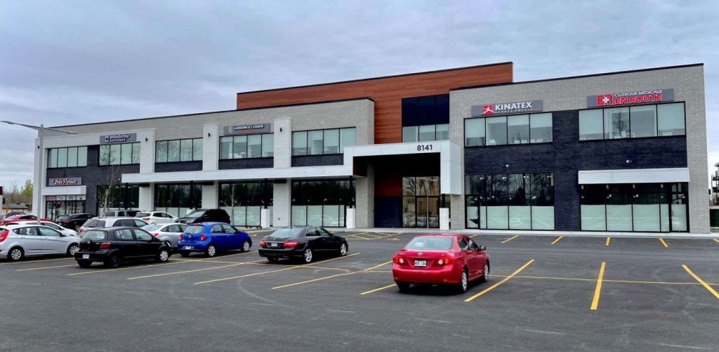 Commercial Space For Rent - Longueuil (Saint-Hubert) - For Rent
