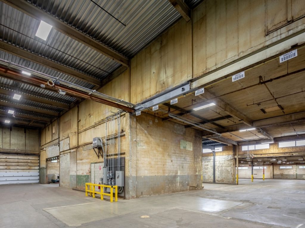 Industrial Space for rent 677 Douville, Granby