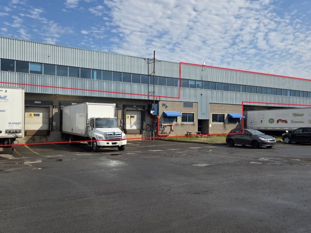 Local industriel � louer � Saint-Augustin-de-Desmaures � 60, rue d�Anvers, locaux 1-2-3-4-5