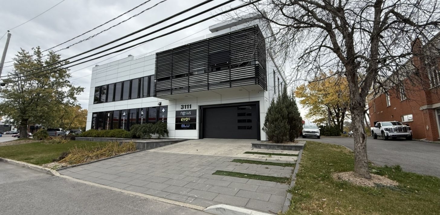 BUREAUX MODERNES - SECTEUR LES RIVIÈRES - For Rent