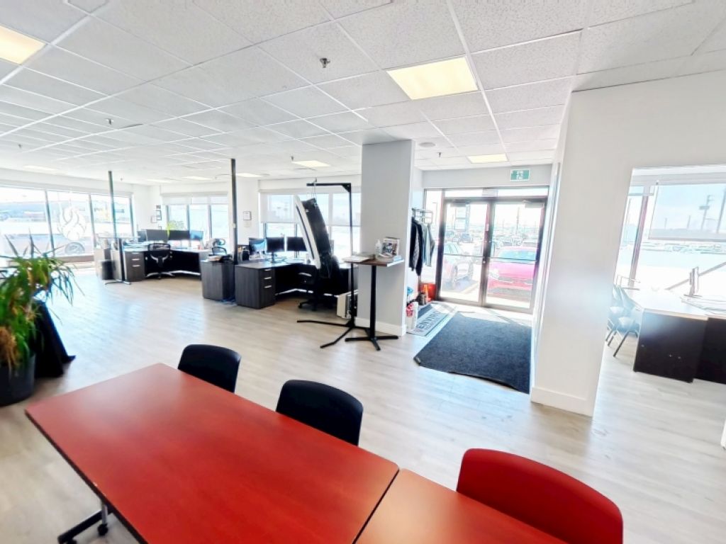 Local commercial � louer � Lebourgneuf � Carrefour Capitale, 4715 avenue des Replats, local 190