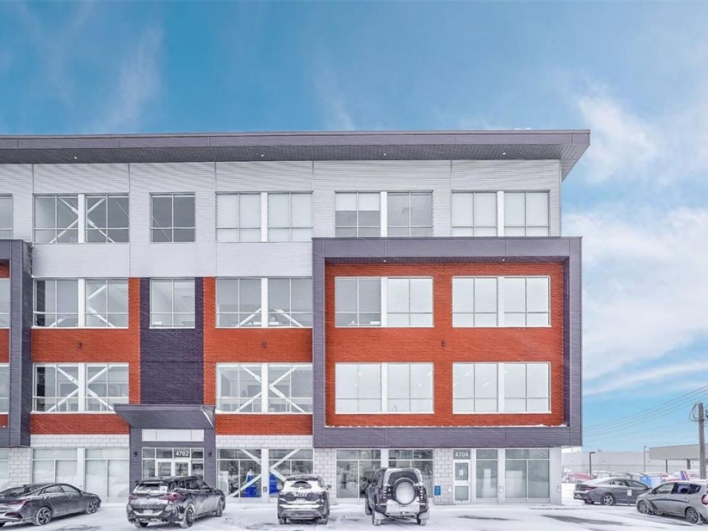 Industrial Condo for Sale or Rent � 4704 Rue Louis-B.-Mayer, Laval (Chomedey)