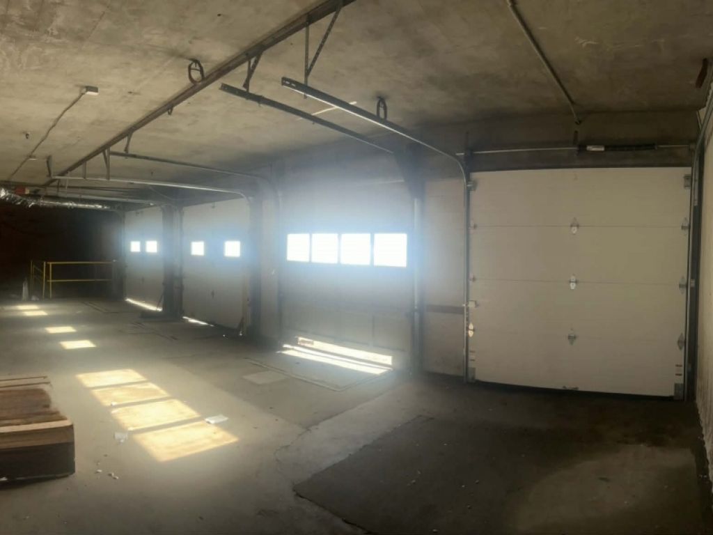 Commercial space for rent � Prime location in Shawinigan