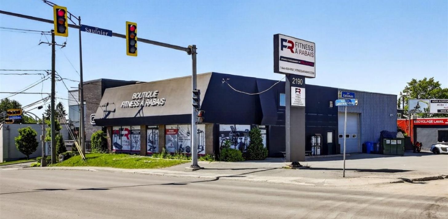 B&acirc;tisse commerciale/Bureau &agrave; vendre - &Agrave; vendre