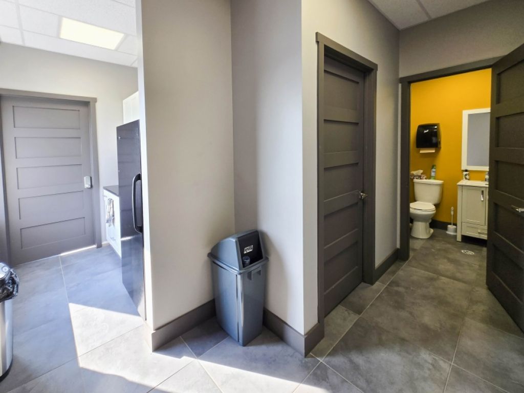 Office and Commercial Space � 1,000 to 16,000 sq. ft. in Chambly