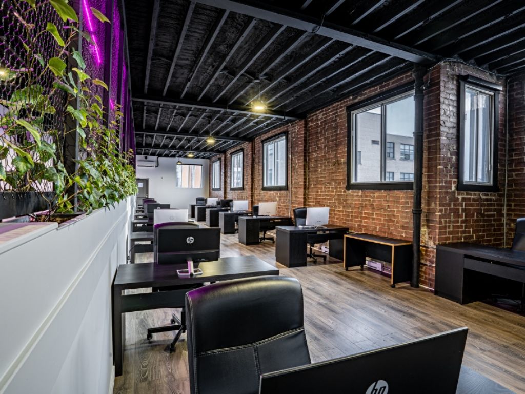 Sumptuous office space for rent in Montreal