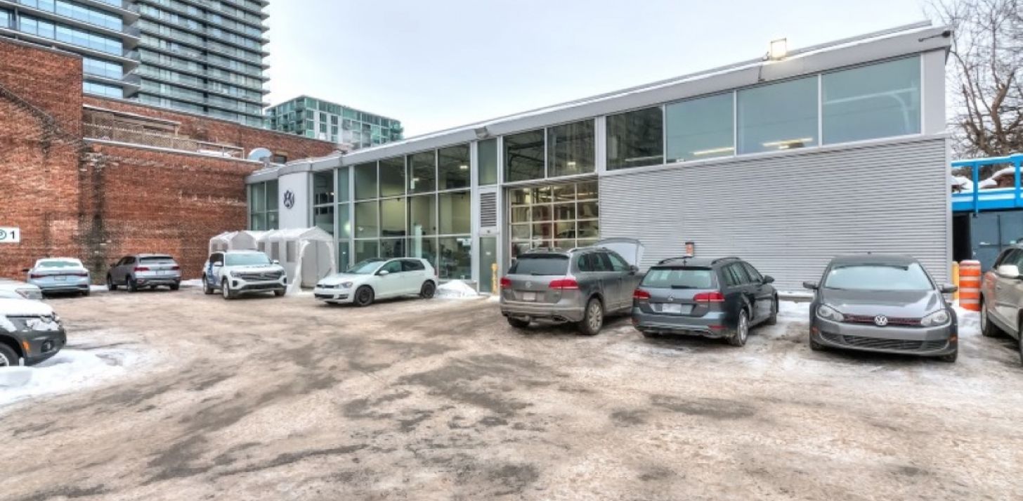 Espace commercial Griffintown-concessionnaire  - À louer