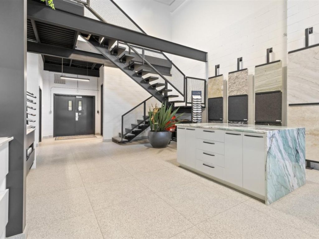 B�tisse industrielle � vendre