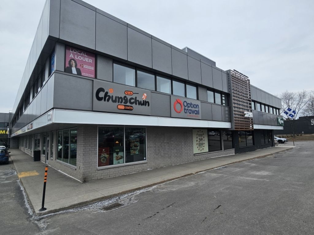 PLAZA LAVAL - STE-FOY - BUREAUX 275-295