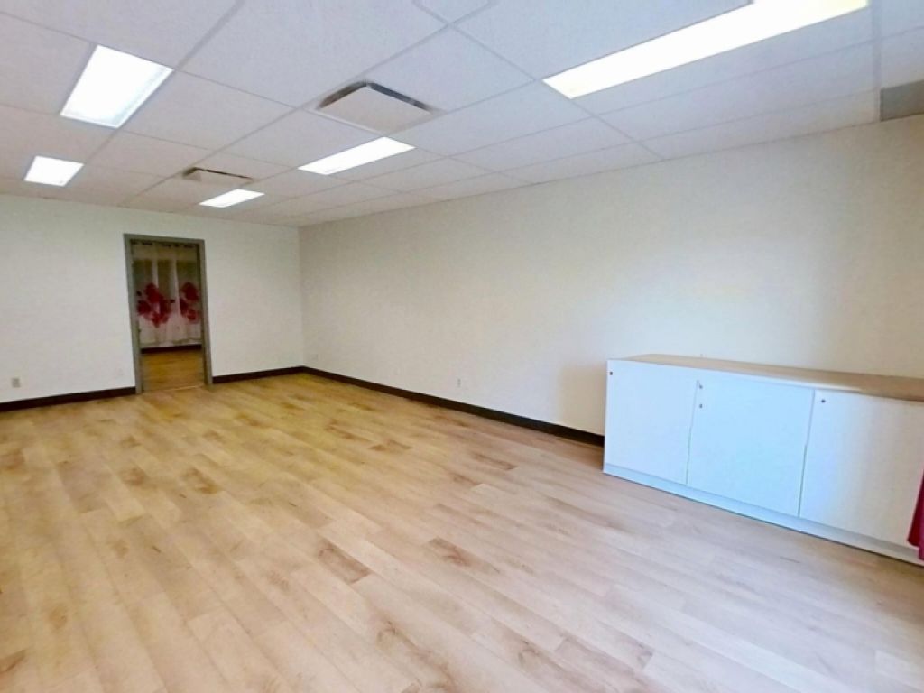 BUREAU  LOUER QUEBEC