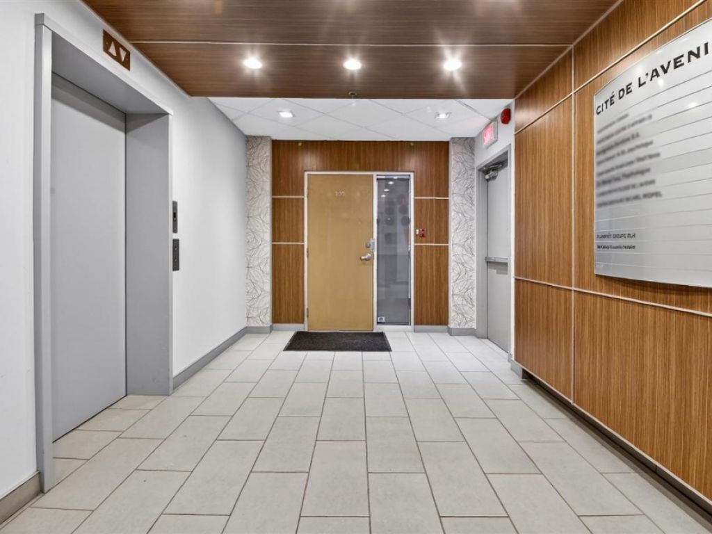 Commercial condo for sale