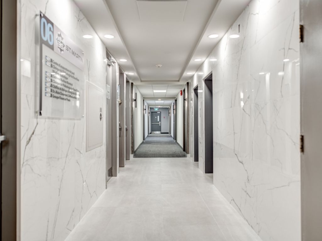 OFFICE TO RENT 465 SQF, ST-MARTIN BLVD 
