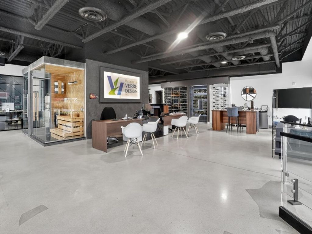 Industrial condo for sale � $350/sq.ft.