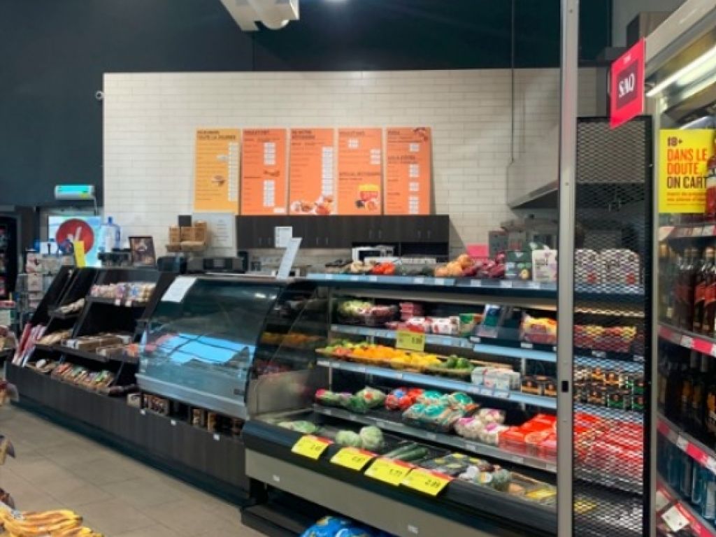 Espace commercial pour comptoir alimentaire