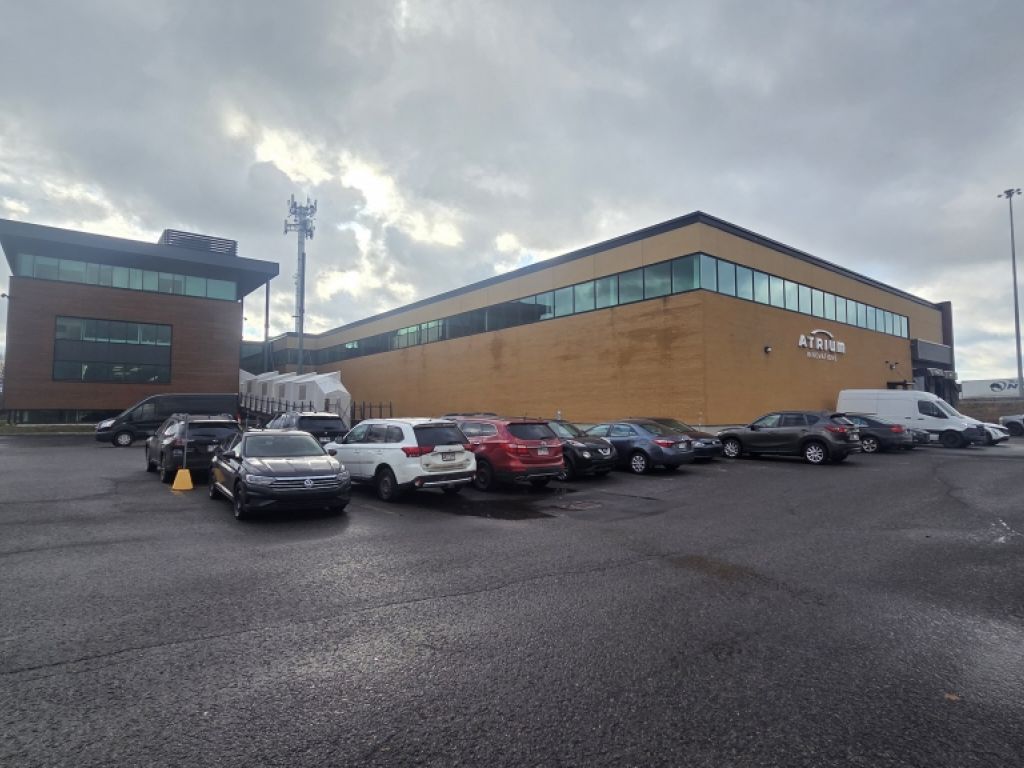 Local industriel - 17000pc