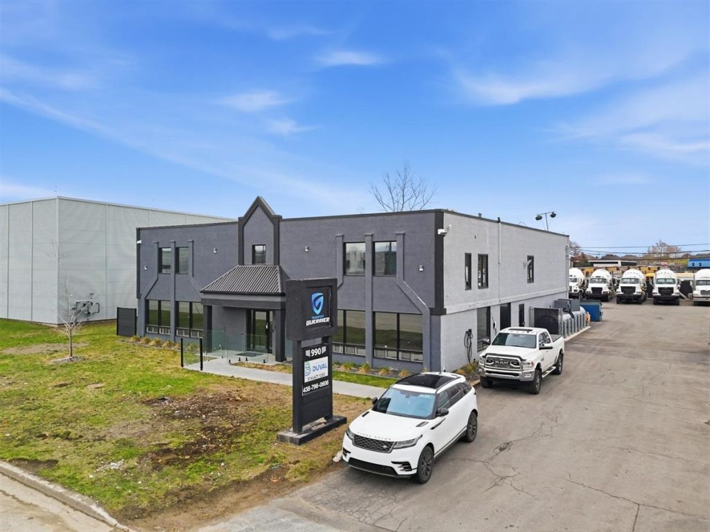 Industrial building for sale