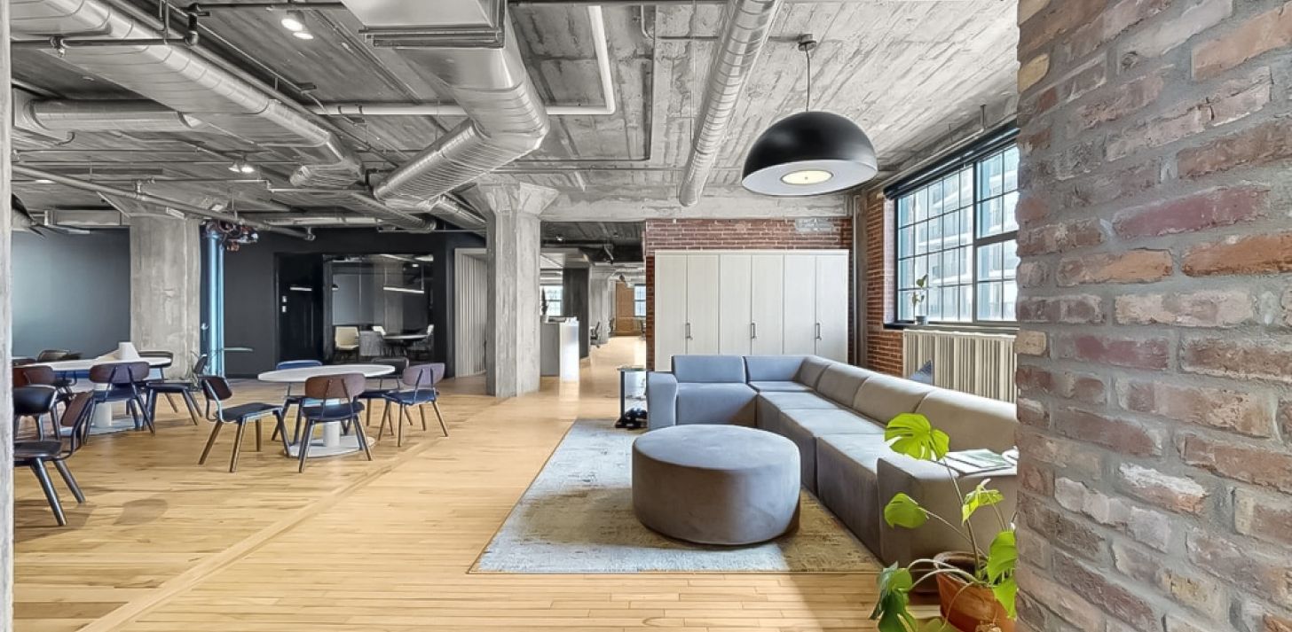 High-quality turnkey furnished office space for lease in Outremont - For Rent