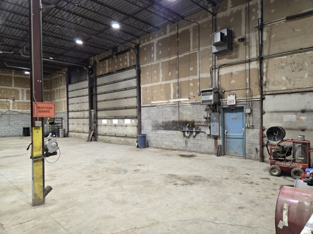 Land/Garage/office