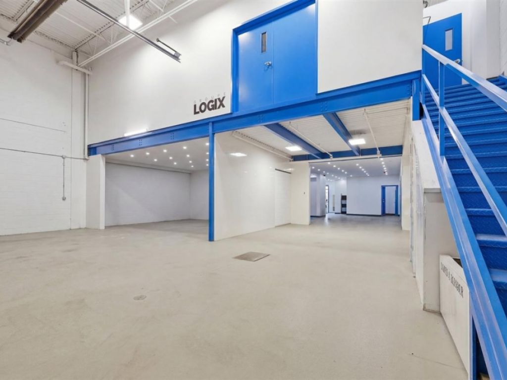 Condo industriel � vendre