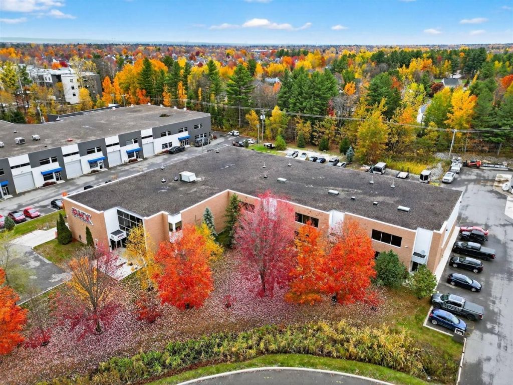 Industrial condo for sale � $350/sq.ft.