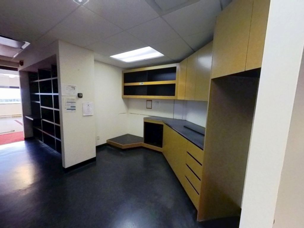 Espace de bureaux moderne  Place Iberville II