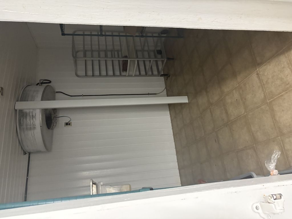 Processing kitchen 