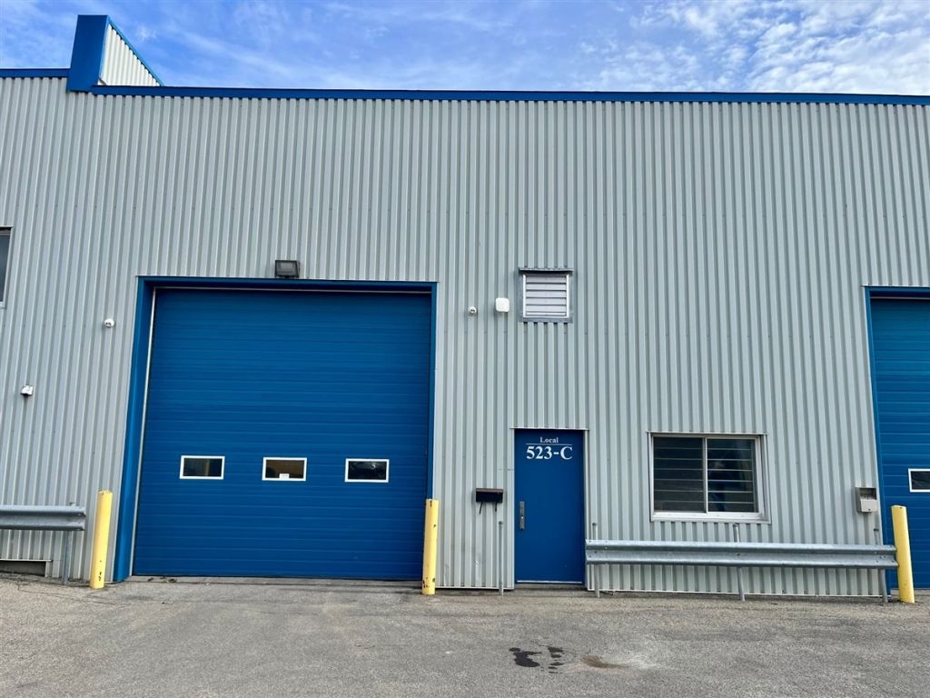 Industrial premises for rent