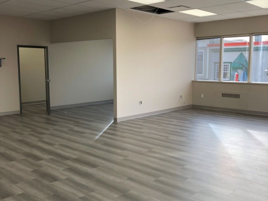 📢 Commercial Office for Sublease in Magog  1,060 sq. ft. | Parking Included | 🔥 Last 2 Months FREE! 🔥