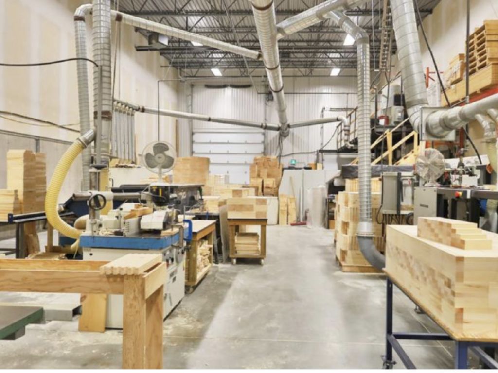 Great space Industrial and/or Commercial - Showroom - Office Space for Rent