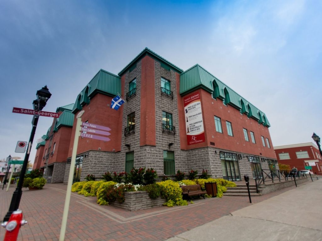 Office / Commercial Space 2,100 to 6,360 sq. ft. Downtown St-Jerome
