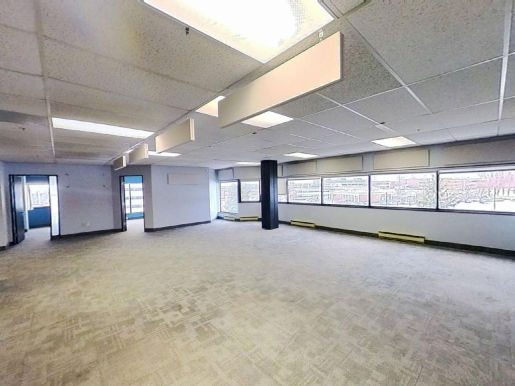 Espace de bureaux moderne  Place Iberville IV (Qubec)