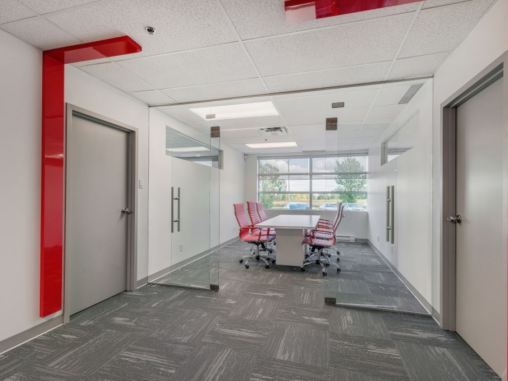 🏢 Office suite for rent in professional shared accommodation | Boisbriand