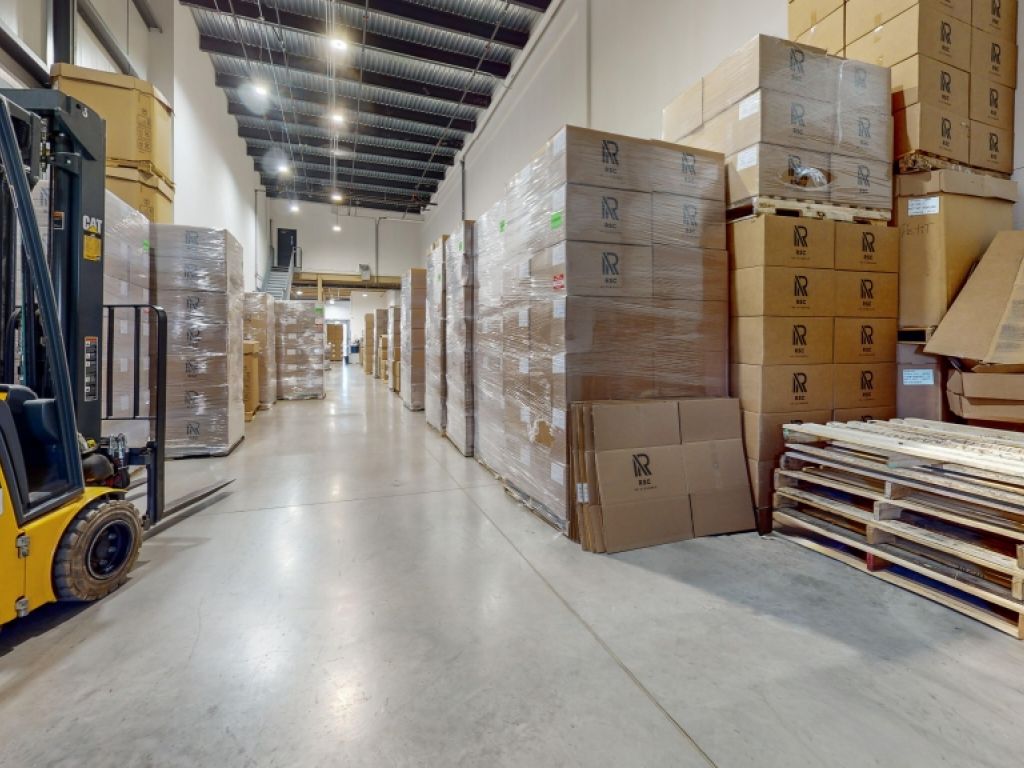 Local industriel  louer de 5 577PI | Boisbriand