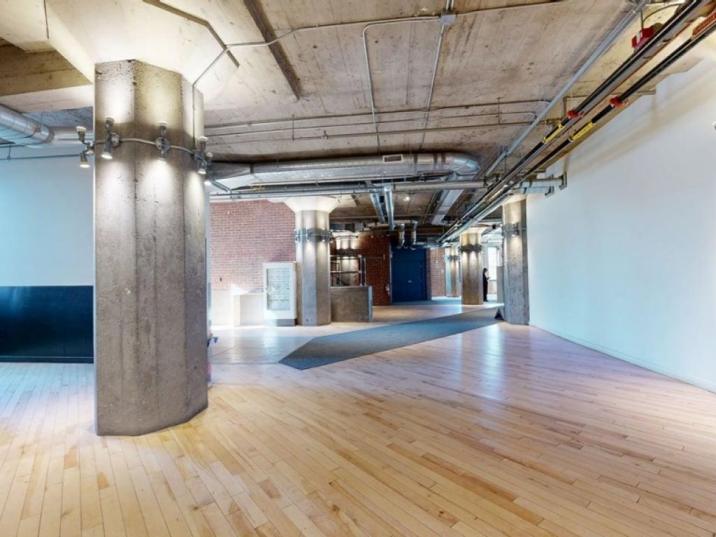 Move-in ready loft offices for rent in Outremont