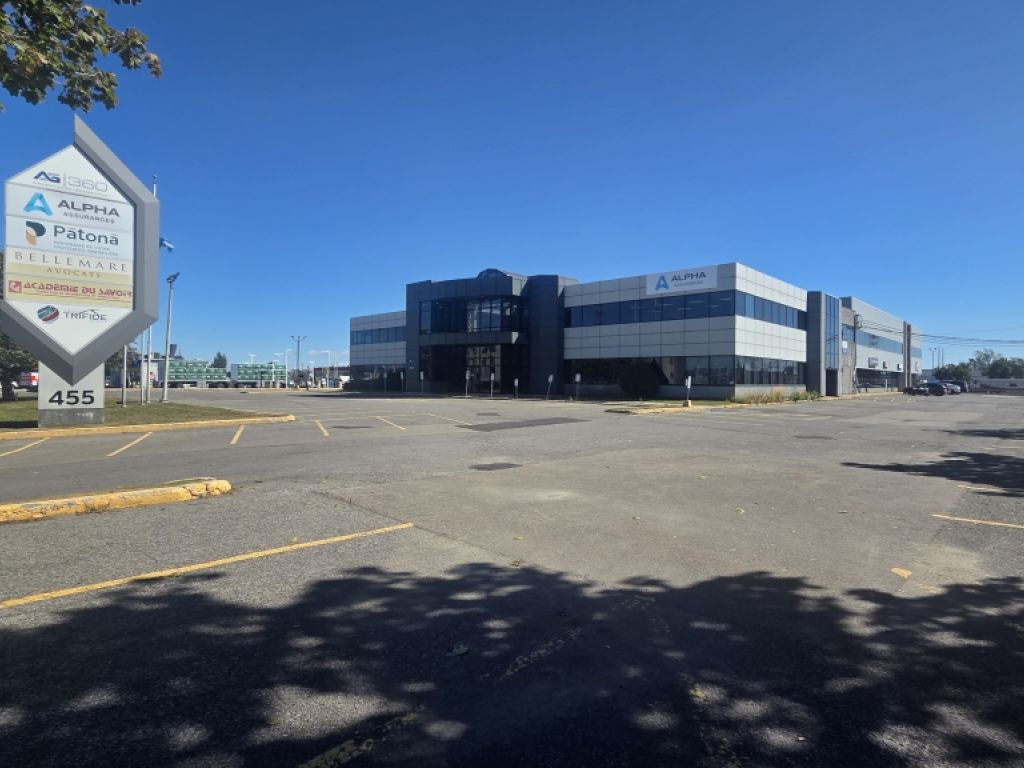 Espace de bureau au 455 Marais -  partir de 1100pc