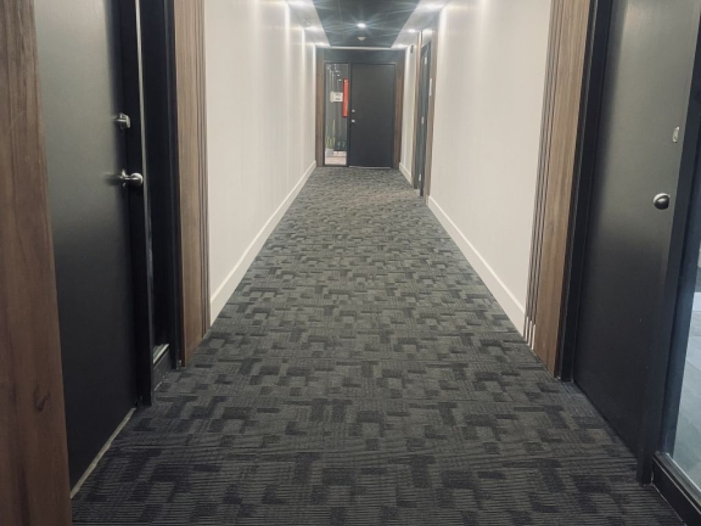Bureau  louer - 465 rue Victoria St-Lambert Rive-Sud - 900 pi2