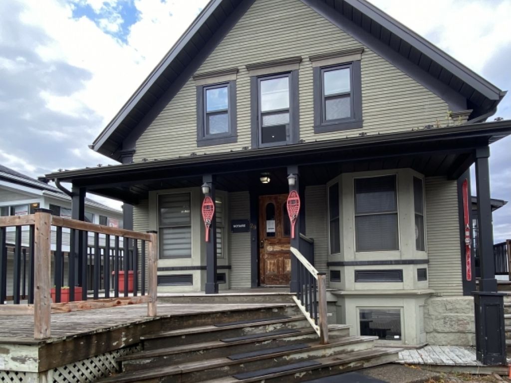 Renovated Commercial space-office for rent in the heart of Sutton