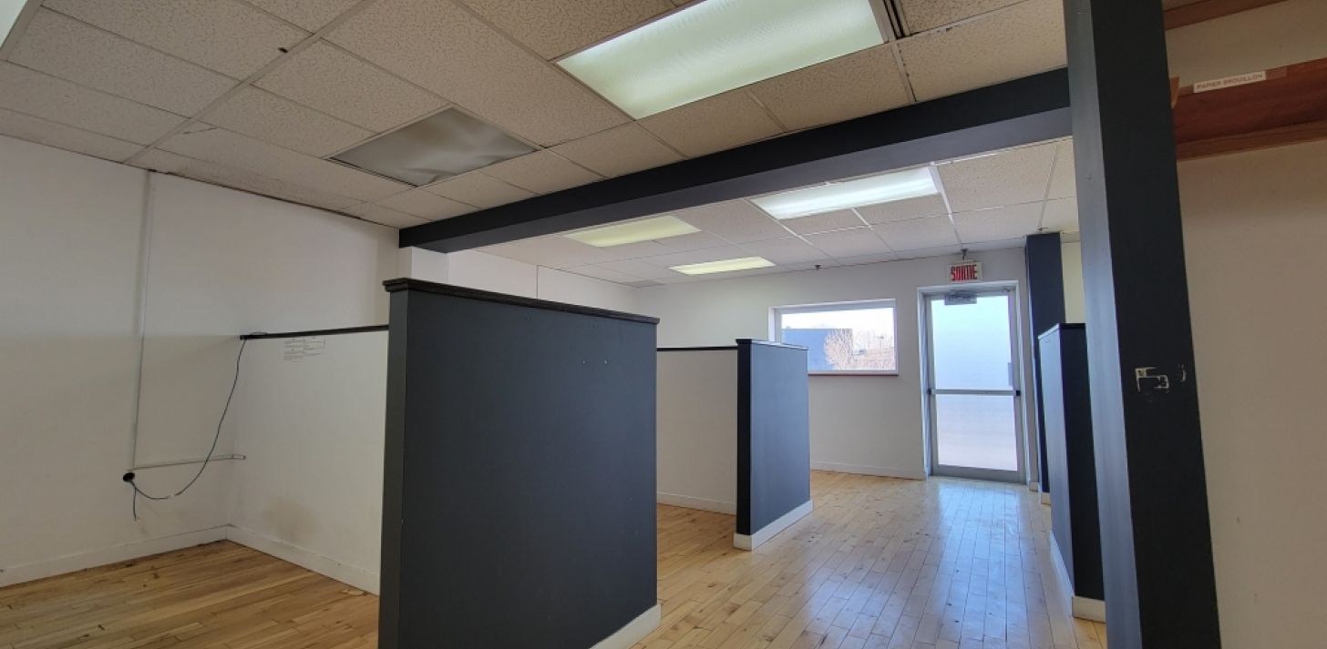 BUREAUX SECTEUR LES SAULES - QUÉBEC - For Rent