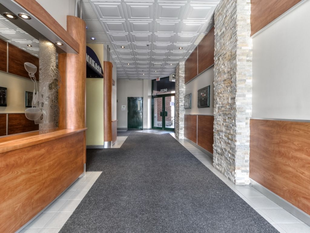 BUREAU  LOUER 485 PIEDS CARRS, ACADIE ET SAUV