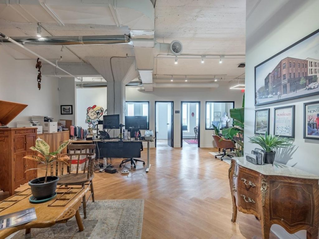 Office 1800 PC, 6th floor, St-Laurent Blvd, Plateau-Mont-Royal