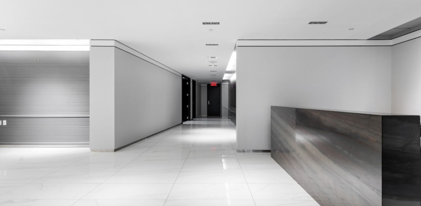 OFFICE TOWERS COURS MONT-ROYAL / SUITE 1100 PEEL - For Rent