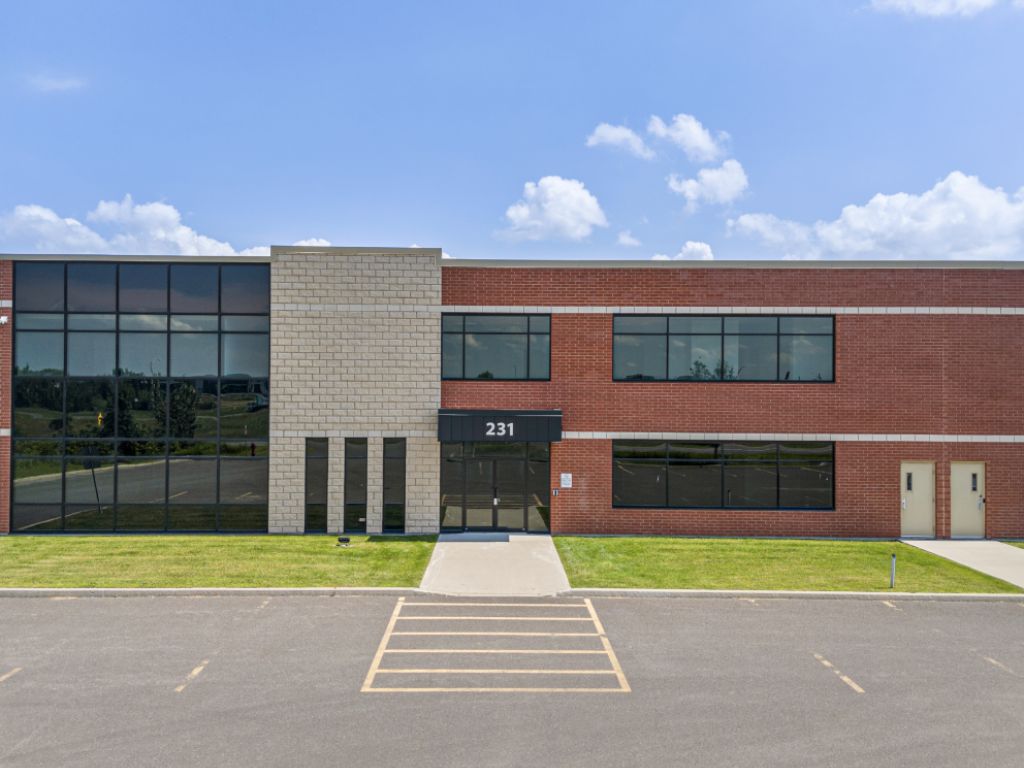  INDUSTRIAL SPACE FOR RENT