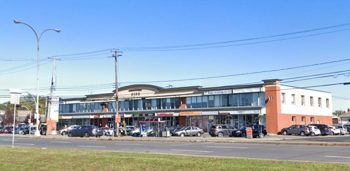 Espaces bureaux À louer en face du Mail Champlain - À louer