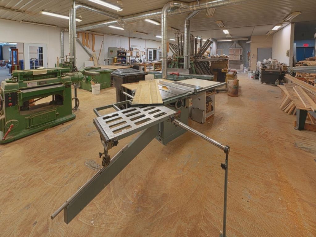 Unique property with endless opportunities in Lanaudiere