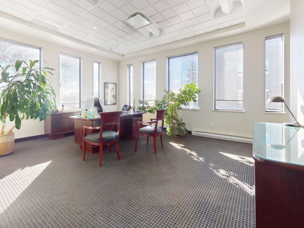  Industrial Space for Rent | Boisbriand | +50 000 FT�