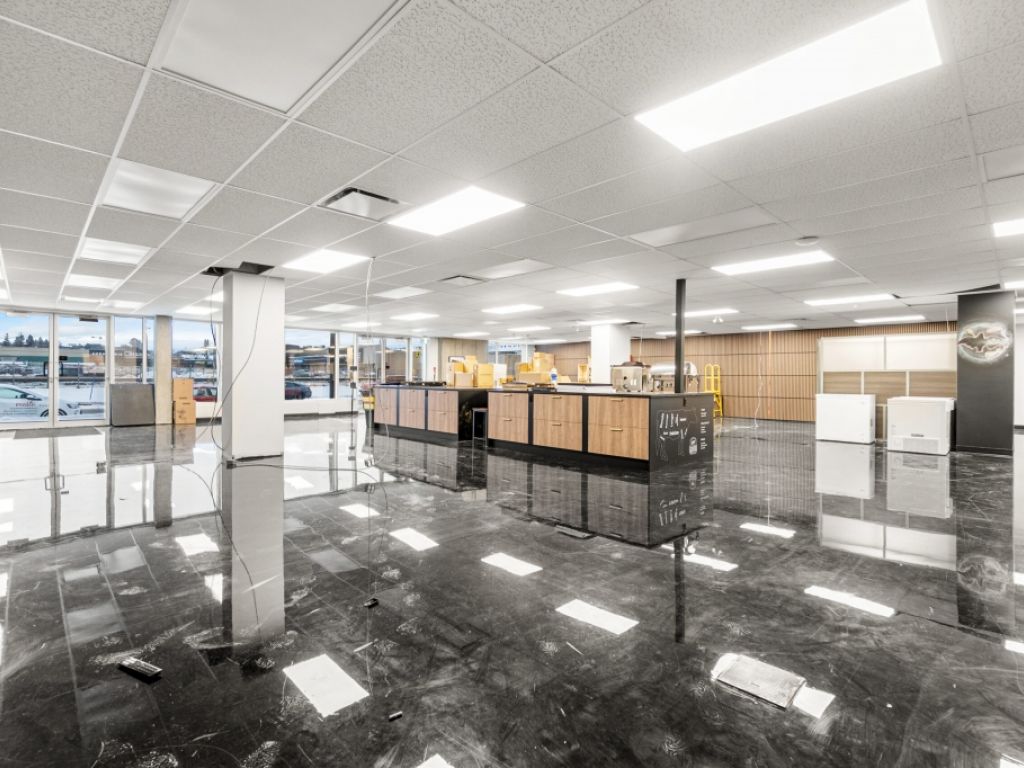 Espace commercial cl� en main � 3035-150 avenue Maricour Sainte-Foy