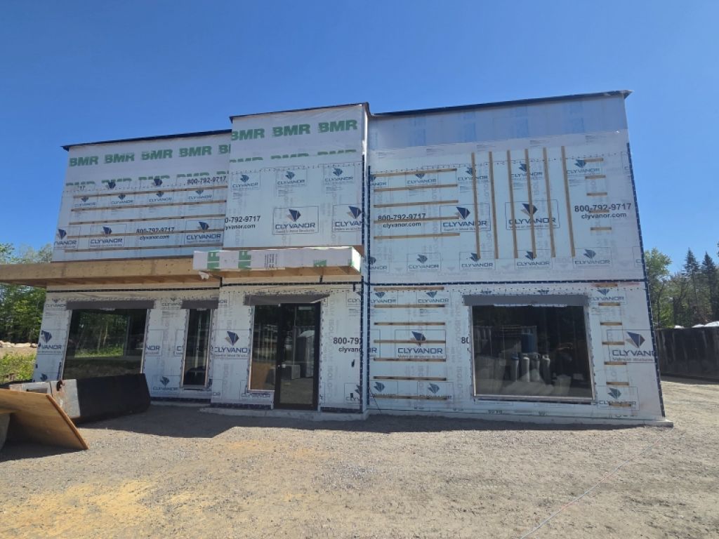 LOCAL INDUSTRIEL  PONT-ROUGE, QC - 1500PC