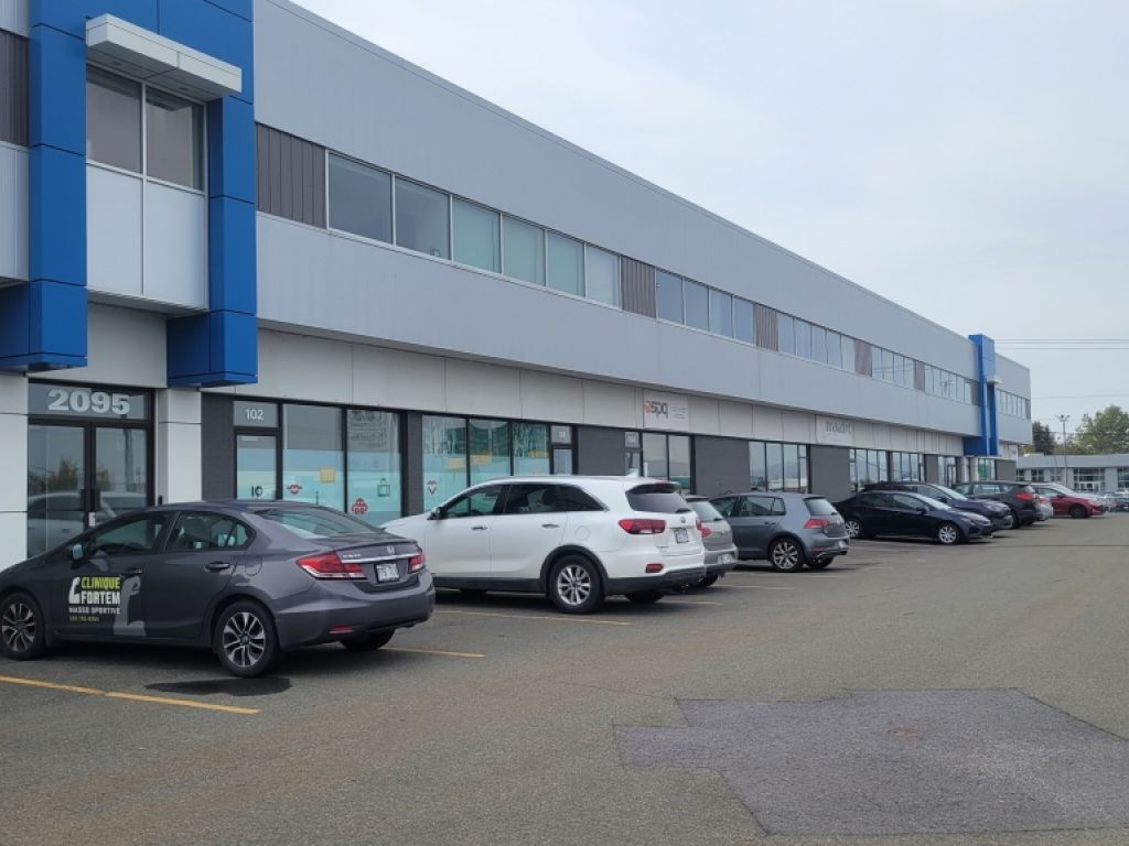 STE-FOY PRS DE L'AUTOROUTE CHAREST - BUREAUX