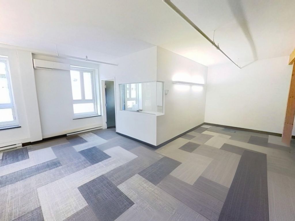 Opportunit commerciale  louer  Centre-Ville - 700pc