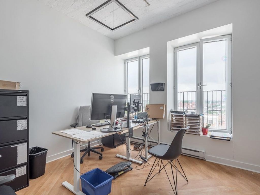 Office 1800 PC, 6th floor, St-Laurent Blvd, Plateau-Mont-Royal